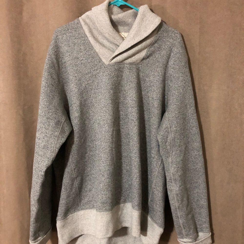 Men’s Eddie Bauer sweater